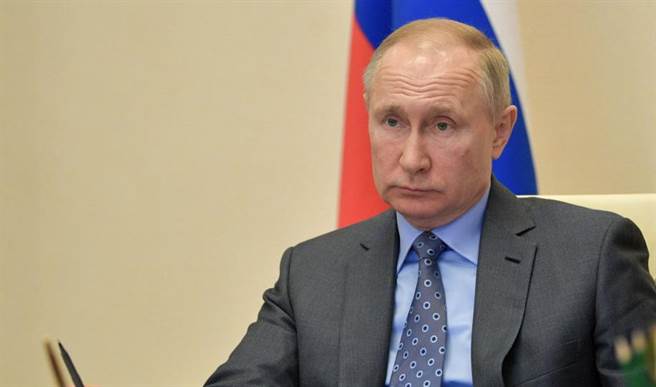 普丁不挑剔食物，但偏愛蔬菜類，飲食習慣最符合現代健康養生標準。（圖／衛星通訊社）