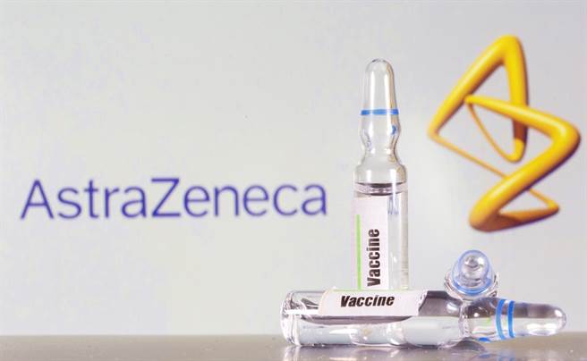 阿斯特捷利康制药公司（AstraZeneca）与牛津大学共同开发的新冠疫苗爆出一名受试者出现严重副作用而暂停测试，在经过英国主管机关同意放行后，阿斯特捷利康12日宣布，将恢復英国的临床试验。（图／路透社）