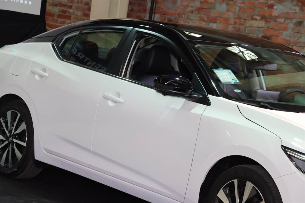 經銷商預售價 74.9 萬起、三種規格設定，全新 Nissan Sentra 1.6 華山 VIP 預賞會實拍