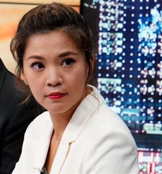 国小菜单印有受肉精猪文宣，台北市议员锺沛君痛批「噁心的大人们」。（取自锺沛君脸书）