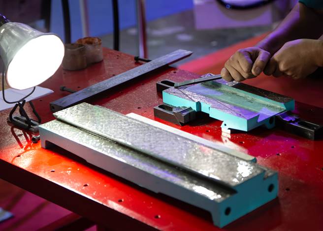 铲花师年薪高达1300万却没人做？残酷真相曝光(示意图／达志影像)