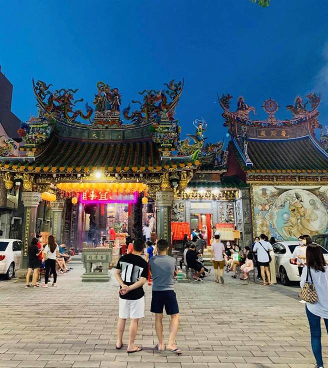 今天鬼门关，台南王爷昨晚发文警告「4生肖在21:30后切勿出门」，让上千网友转传分享。（图／翻摄自府城普济殿威灵王池府千岁／臺湾最早王爷庙）