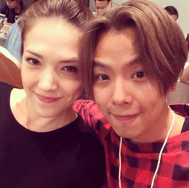 黄鸿升和许玮宁交情好。（摘自脸书）
