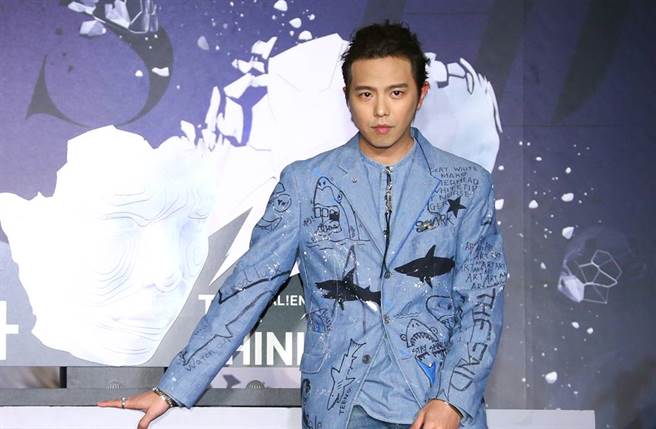 小鬼(黄鸿升)16日惊传猝逝。(图／本报系资料照）