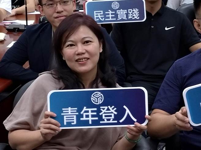 游淑慧（图）酸苏贞昌乱花纳税人钱。（本报资料照）