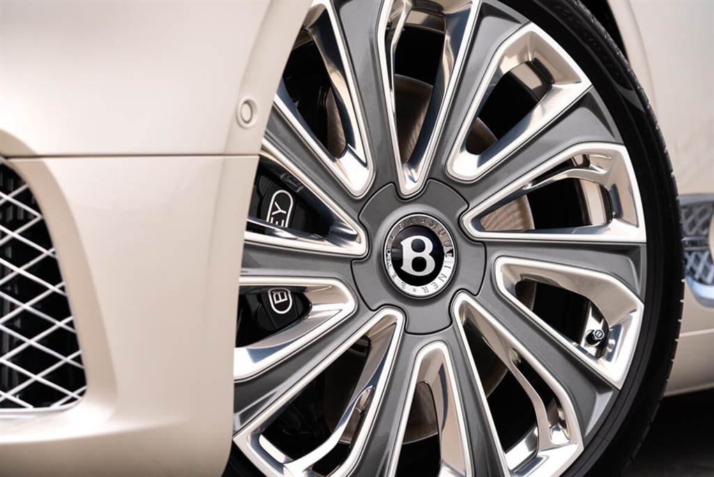 Bentley推出定制特仕版Continental GT Mulliner
