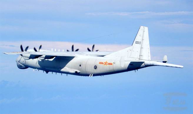 共军连日派遣军机进入台湾邻近空域，美参议员警告美台关系勿逾越北京红线。图为进入台湾空域解放军运8反潜机。（图／国防部提供）