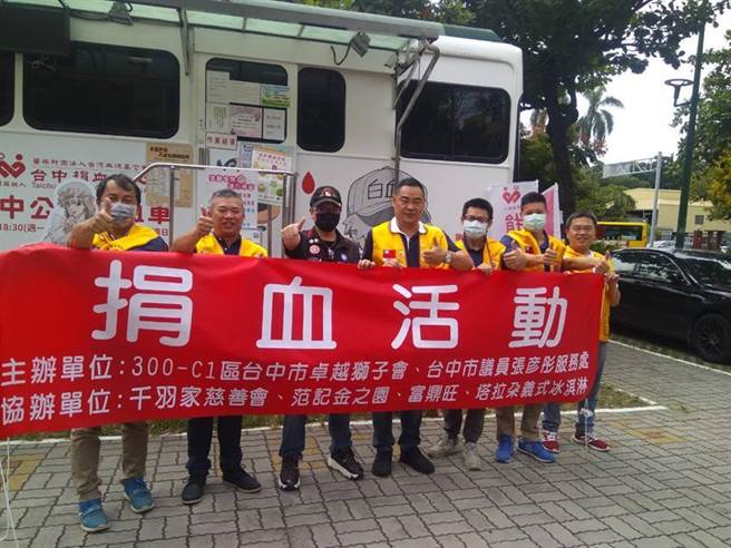 为了鼓励民眾踊跃捐血，台中2家知名必比登推介餐厅联手推捐血免费吃必比登美食活动！（图／曾丽芳）