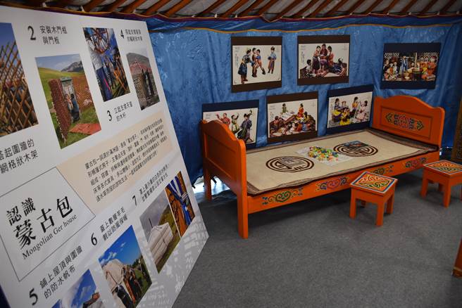 为让民眾有身歷其境的感觉，故宫南院把蒙古包搬进大厅。（吕妍庭摄）