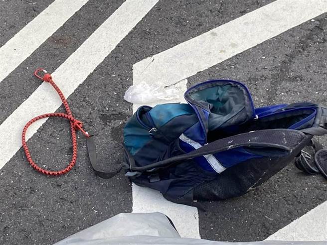 澄清湖一对身分不明男女，昨天被发现「背石块、手繫红绳」环抱投湖殉情。(中时资料库)

