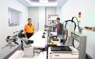 台科大攜手撼訊科技 產學合作成立智慧製造實驗室