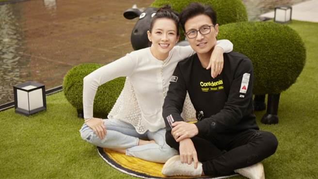 章子怡与汪峰结婚5年。（图／微博@章子怡）