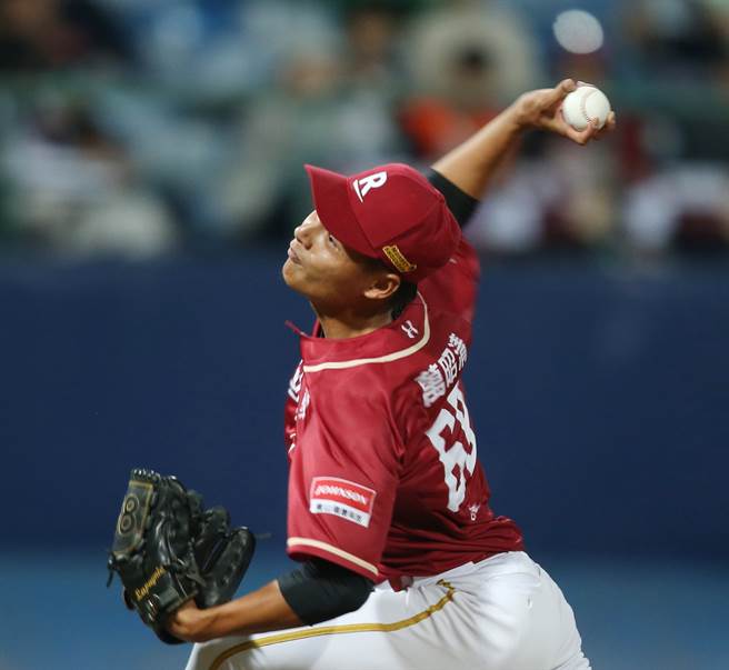 乐天桃猿新秀投手万昭清。（资料照／陈怡诚摄）