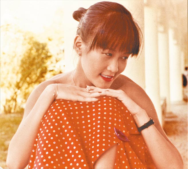 罗霈颖在淡水校园。（罗青提供）