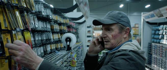 连恩尼逊再拍动作片，事前训练没少过。（威视提供）