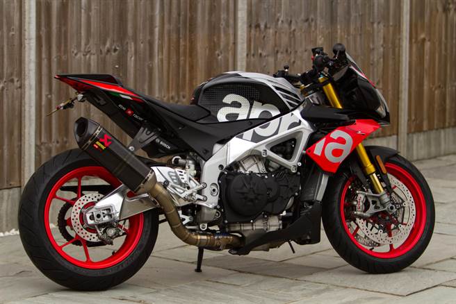 重机Aprilia RSV4有「义大利战马」、「义大利猛兽」之称，一名男子骑着Aprilia RSV4发生车祸，求偿140万，遭法官打脸。（示意图，达志影像/shutterstock）