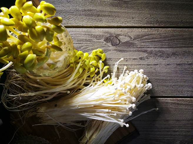 豆芽、金針菇超難吃？饕客曝隱藏版銷魂食譜(示意圖／達志影像)