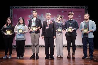 教育部文藝創作獎頒獎 18歲謝欣妤是最年輕得主
