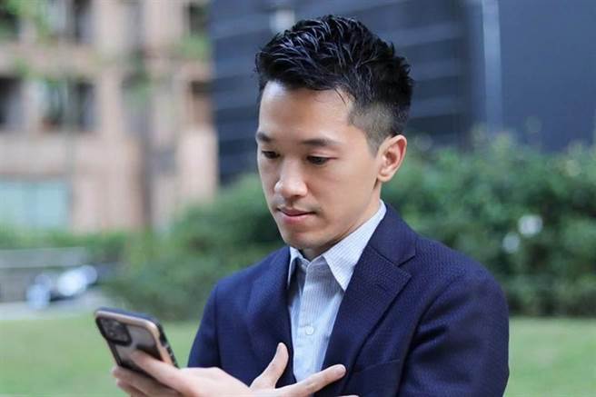 政府明年将开放含有莱克多巴胺美猪来台，民进党立委何志伟中常会抛出美猪进口控管数量机制的想法。（图／摘自何志伟脸书）