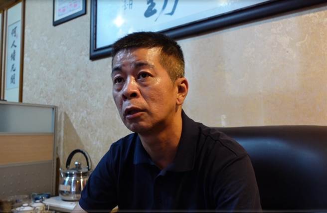 士林夜市商圈理事长苏文山表示今年3至6月观光客锐减，来客数少七成。(照片/游定刚 拍摄)