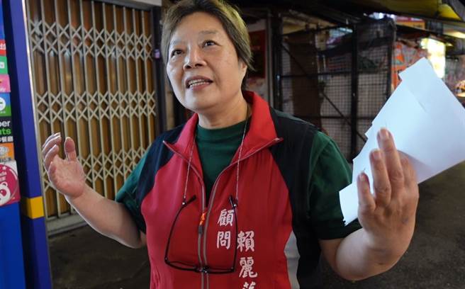 士林观光协会顾问赖丽萍盼政府扶植商圈，让士林夜市重回观光胜地。(照片/游定刚 拍摄)