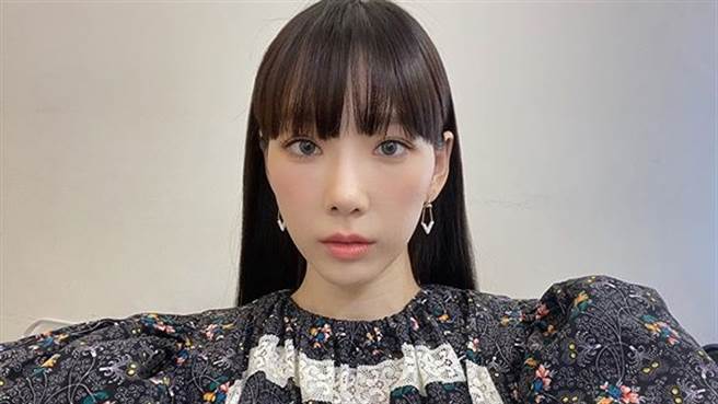 太妍「小9岁亲妹妹夏妍」也出道 清新美貌网讚爆（图／IG@ taeyeon_ss）