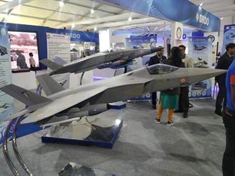 印度加速發展5代先進中型戰機 10年後對抗陸殲20