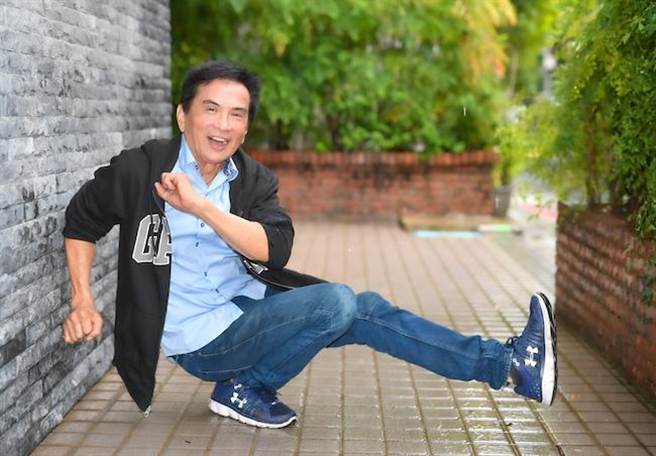 70岁的李小飞，外型和体力都保养得还不错。（卢祎祺摄） 