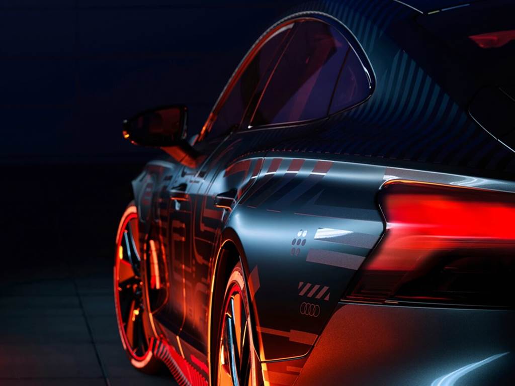 Audi預告首款純電動力跑車e-tron GT將於年底亮相
