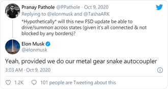 特斯拉獵奇「蛇型充電槍」是認真的！馬斯克：未來量產為 FSD 無人駕駛車輛自動充電