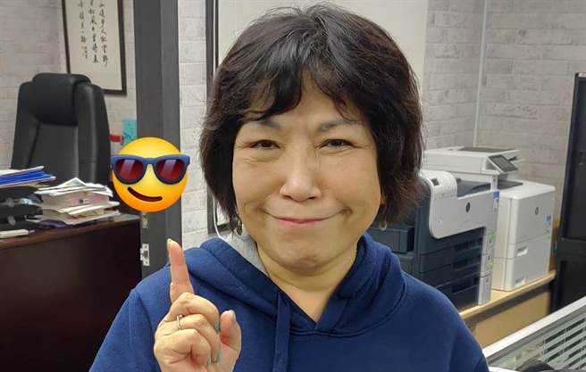 国民党立委叶毓兰与小编打赌，照片是否能突破2000讚。（图／摘自叶毓兰脸书）