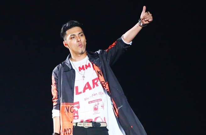 嘎嘎过去因花心史被退团。（图／中时资料照片）