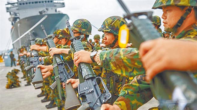 一名台中男子，去年教召超过2天才报到，被依兵役治罪条例遭起诉。但法官採信他因高中遭受霸凌、害怕面对外人说词，判他缓刑。（示意图，中时资料照）