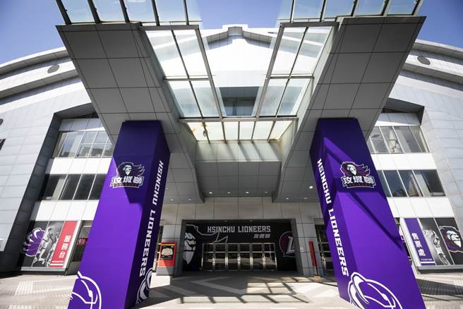 全新的新竹县立体育馆大门口设计。(攻城狮提供)