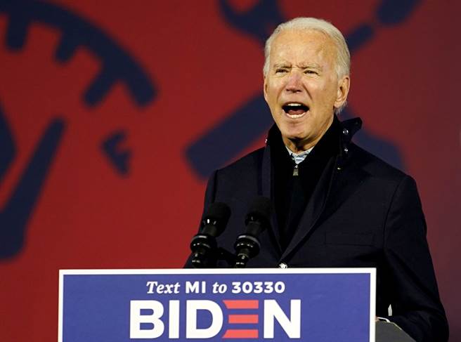 《纽约邮报》踢爆民主党总统候选人拜登次子韩特送修笔电内电邮的内容，披露韩特与乌克兰公司挂勾等证据后，最新美国总统大选民调显示，拜登支持度下滑2个百分点，不过仍旧领先川普约7个百分点。（资料照／美联社）