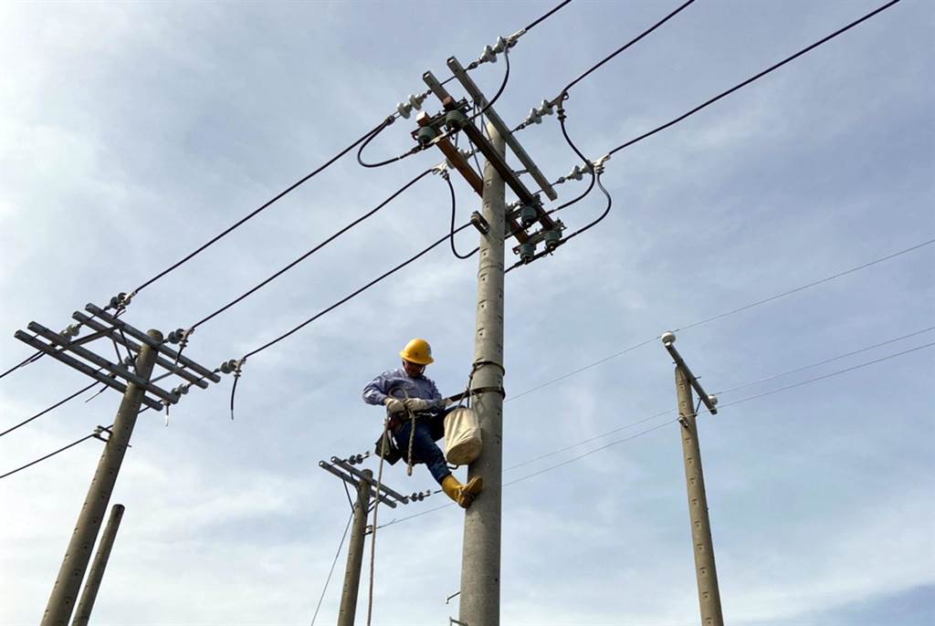 屏東台電重啟施工班3成碩士成員搶捧鐵飯碗 寶島 中時