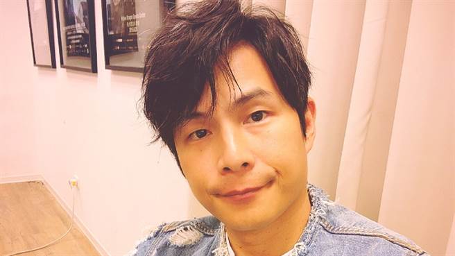 孙协志录影惊传意外 「先摔飞再撞头」挂彩。（图／FB@孙协志）