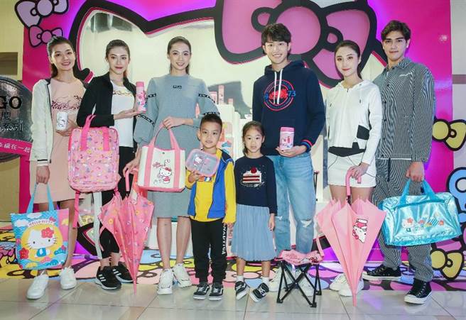 远东SOGO周年庆11月5日至16日登场，打出「超越电商 买贵退差价」、「ONLY SOGO 买贵奉送」。（粘耿豪摄）