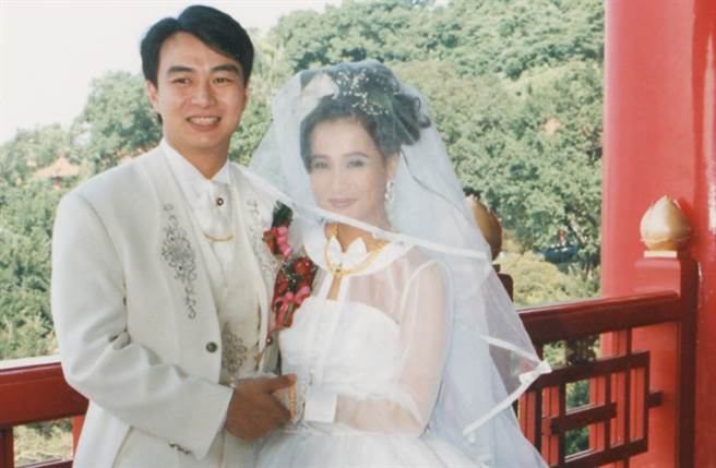 马妞与冯光荣本应是电视圈神仙眷侣，但真实中却没能成为公主王子，而是成了惊世夫妻。(中时资料照片)