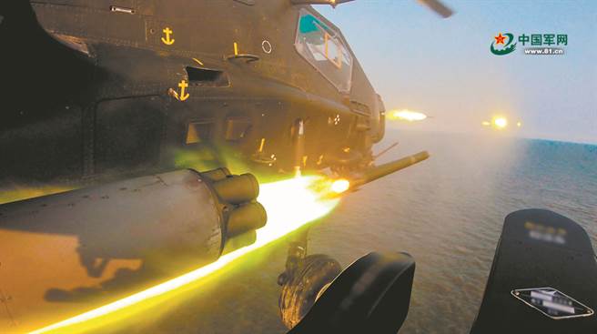 近日解放軍在鄰近3大海域上同時舉行多場實彈軍事演習，以龐大聲勢對抗即將展開的美日印澳4國聯合軍演。（圖／中國軍網）