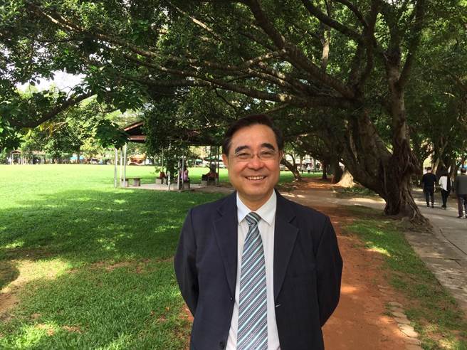 新黨主席吳成典 (吳家豪攝)