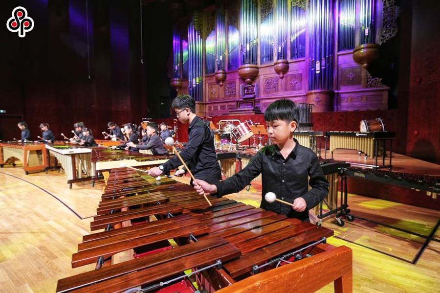 惠文領袖打擊樂團是全台平均年齡最低的打擊樂團，大多數的團員從3歲起就進入幼兒音樂班學程，接受國內外幼兒音樂教育專家與傑出音樂家共同指導。（黃世麒攝）