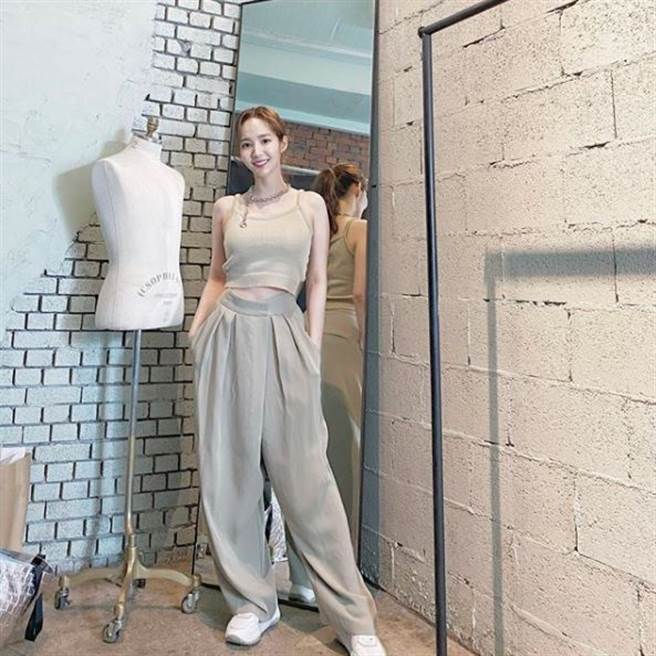 朴敏英5天前PO照，鼻子并无怪异。（图／翻摄自IG）