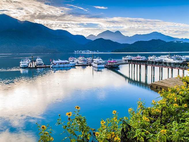 （易游网线上旅展「日月潭游湖双人船票」，原价600元，旅展下杀2.5折，只要150元。图／易游网）