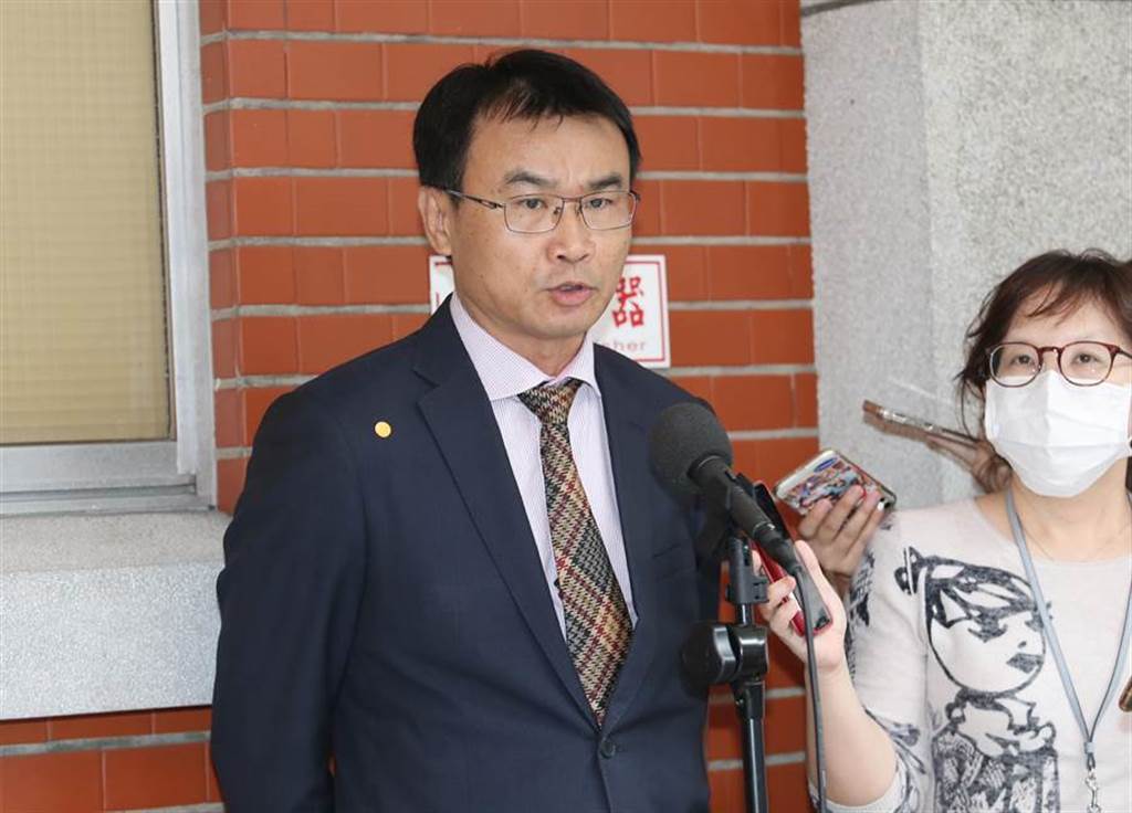 農委會主委陳吉仲29日在立法院受訪。（姚志平攝）