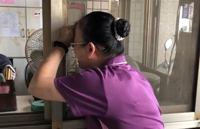 空軍墜海軍官殉職是彰化人，鄰居悲傷痛哭，（民眾提供／吳敏菁彰化傳真）