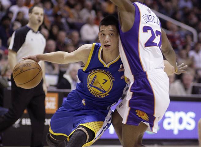 就连《纽约时报》也爆料林书豪将跟勇士签约，看来已经快要变成既定事实了。(美联社资料照)