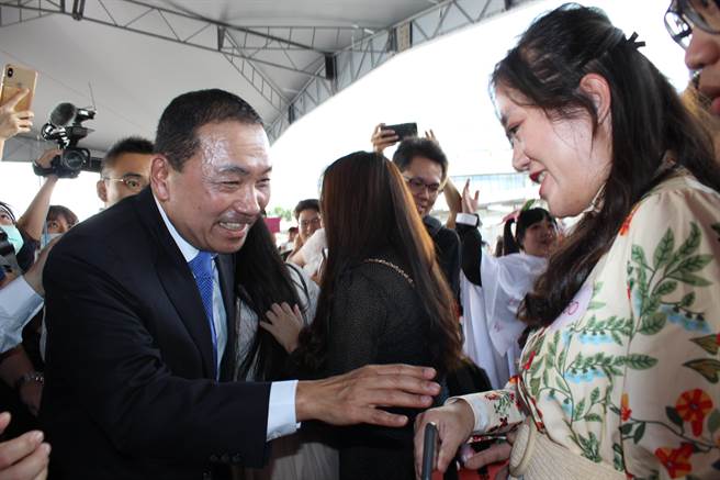 有13對已有愛的結晶（戴上容攝）