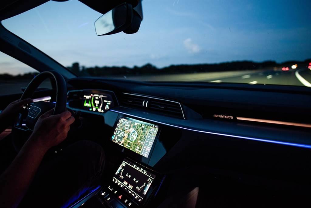 藉由新年式MIB 3的搭載 Audi e-tron路線規劃功能再獲升級