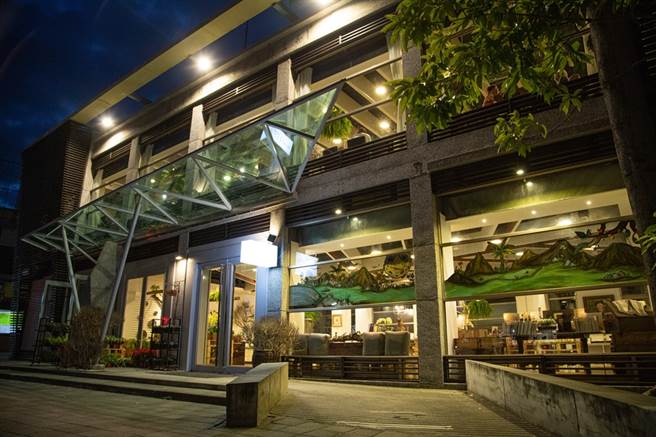 今年受疫情影响，诚品已经收掉10间书店，其中以台东店跟敦南店的关闭，引发最多讨论与迴响。(图/远见杂志提供、池孟谕摄)